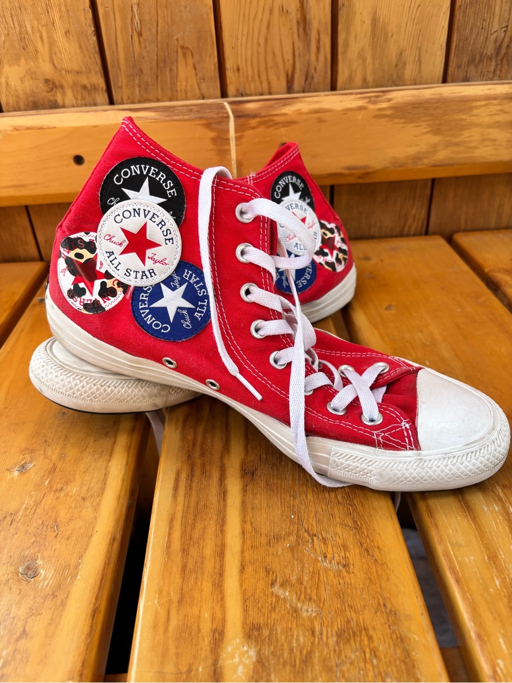 Converse Chuck Taylor All Star High Top "Logo Play" - University Red. Men 9/W 11
